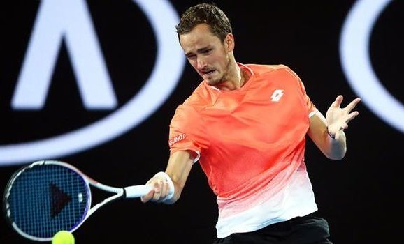 US Open: Simaliba az első meccsen Medvedevnek?