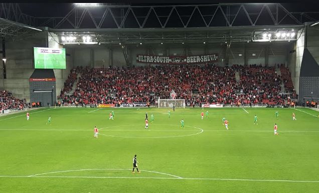 Labdarúgás: EB-selejtező a Gáza-övezet tőszomszédságában.