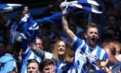 Premier Liga: Félelmetes formában a Rókák!