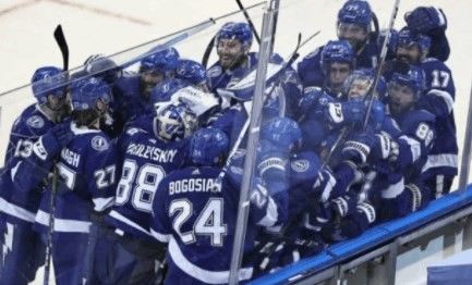 NHL: Blue Jackets - Tampa (Ádám írása)