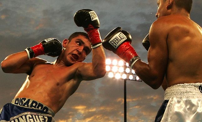 Ökölvívás: Serhii Bohachuk vs. Aaron Coley