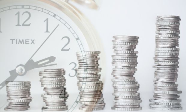 Élő fogadás vs mérkőzés előtti fogadás - melyiket válaszd és miért?