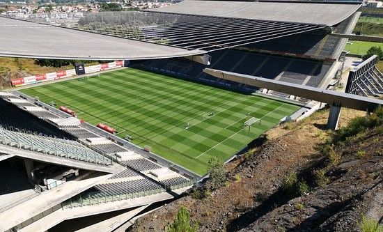 Látványos meccs lehet