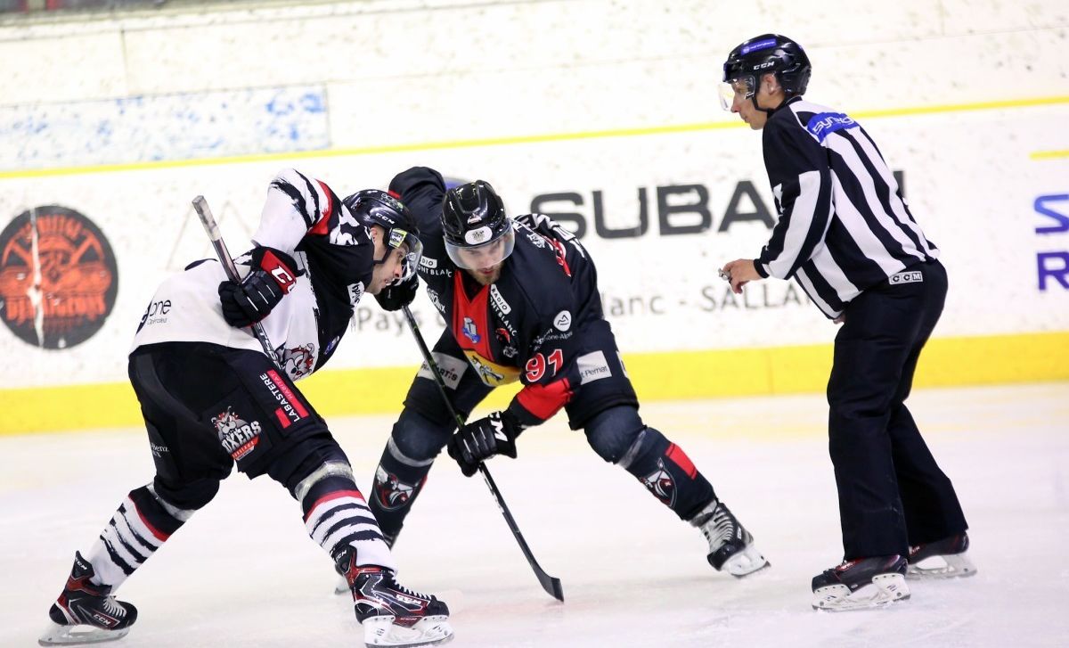 Ligue Magnus: megszórhatja egymást a két középcsapat