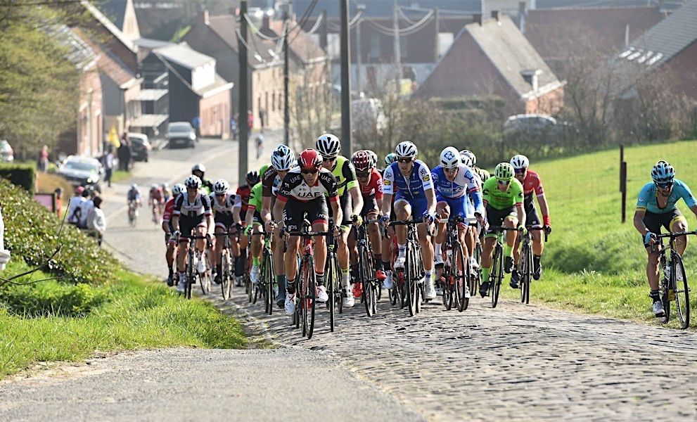 E3 BinckBank Classic: kockakő és falak!