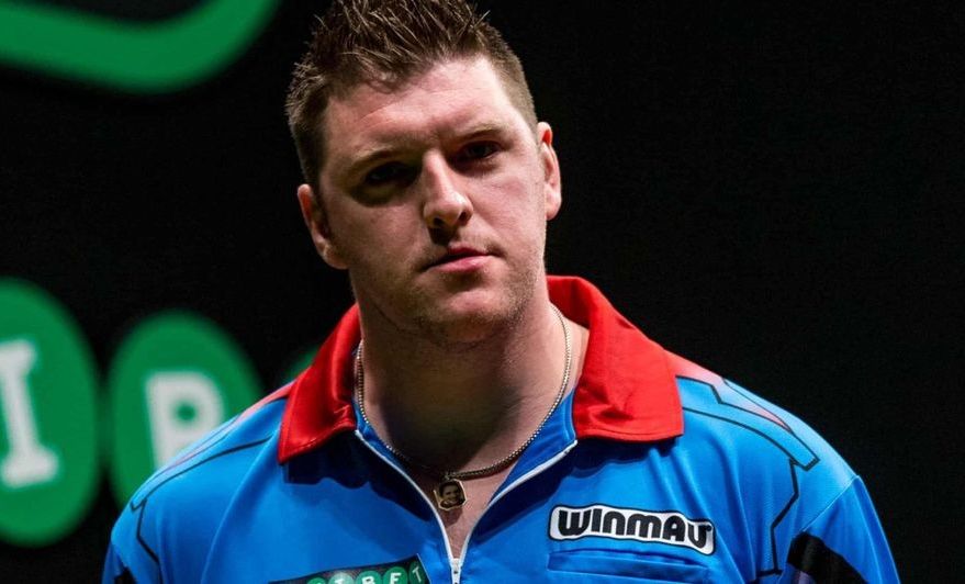 Teher nélkül. Darts PL, Rotterdam.