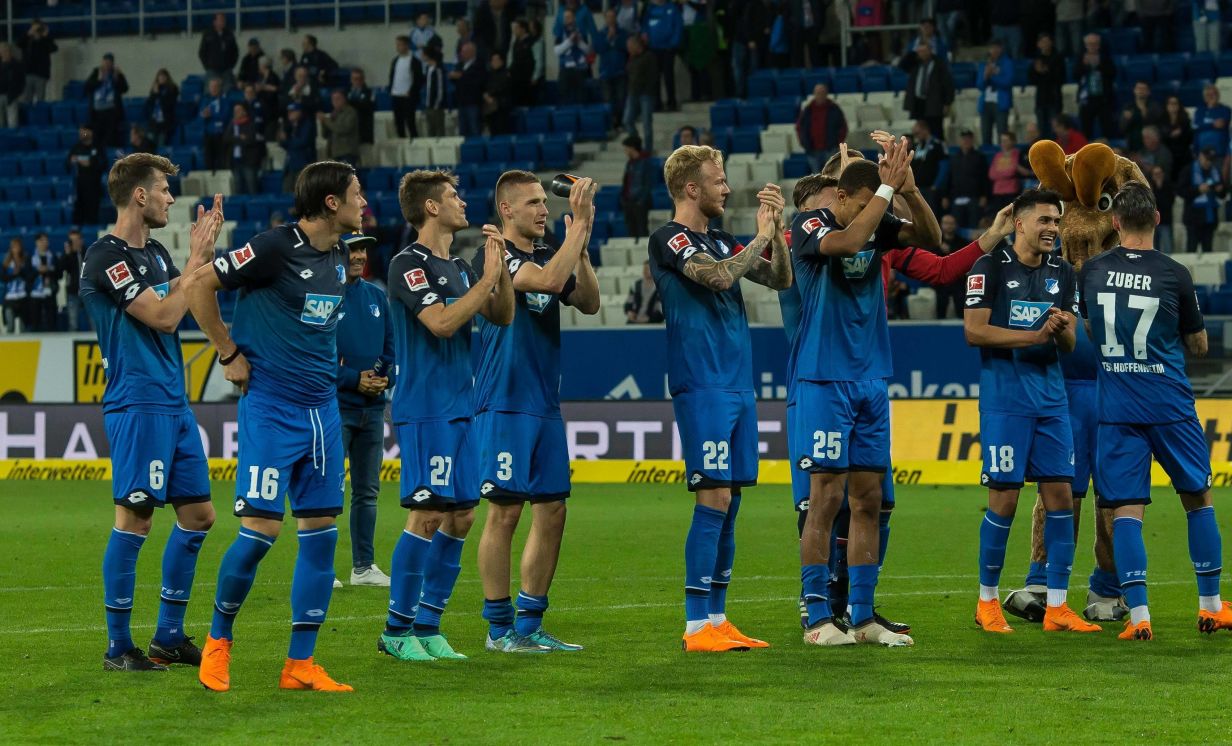 Bundesliga: Falusi gólok mindkét félidőben