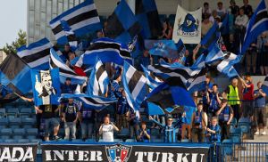 Folytatódik a vendégek mélyrepülése?