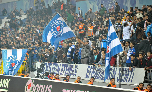 Gödörben a házigazda