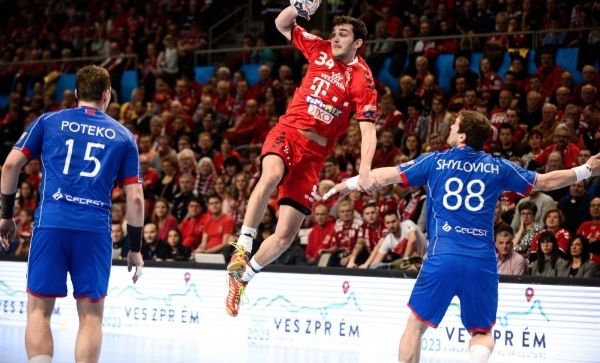 Kézimunka: Fehéroroszországban a Veszprém