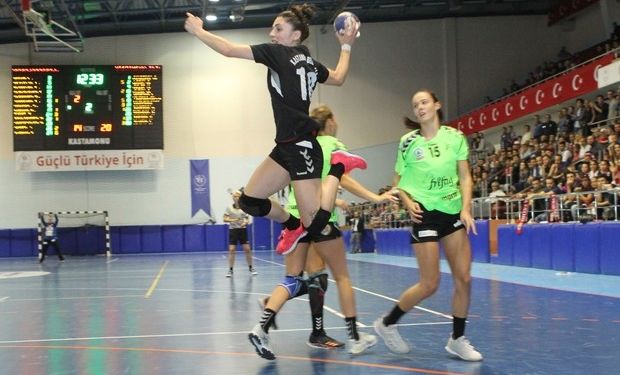 Kézimunka: Török, vagy cseh ellenfele lesz a Győrnek?