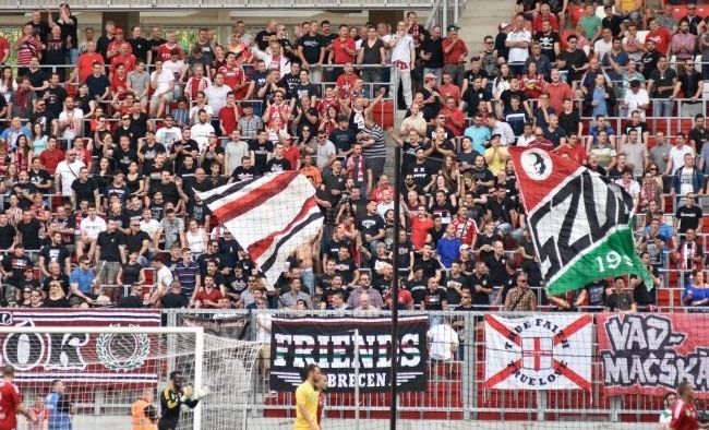 Nagyerdőben az újonc