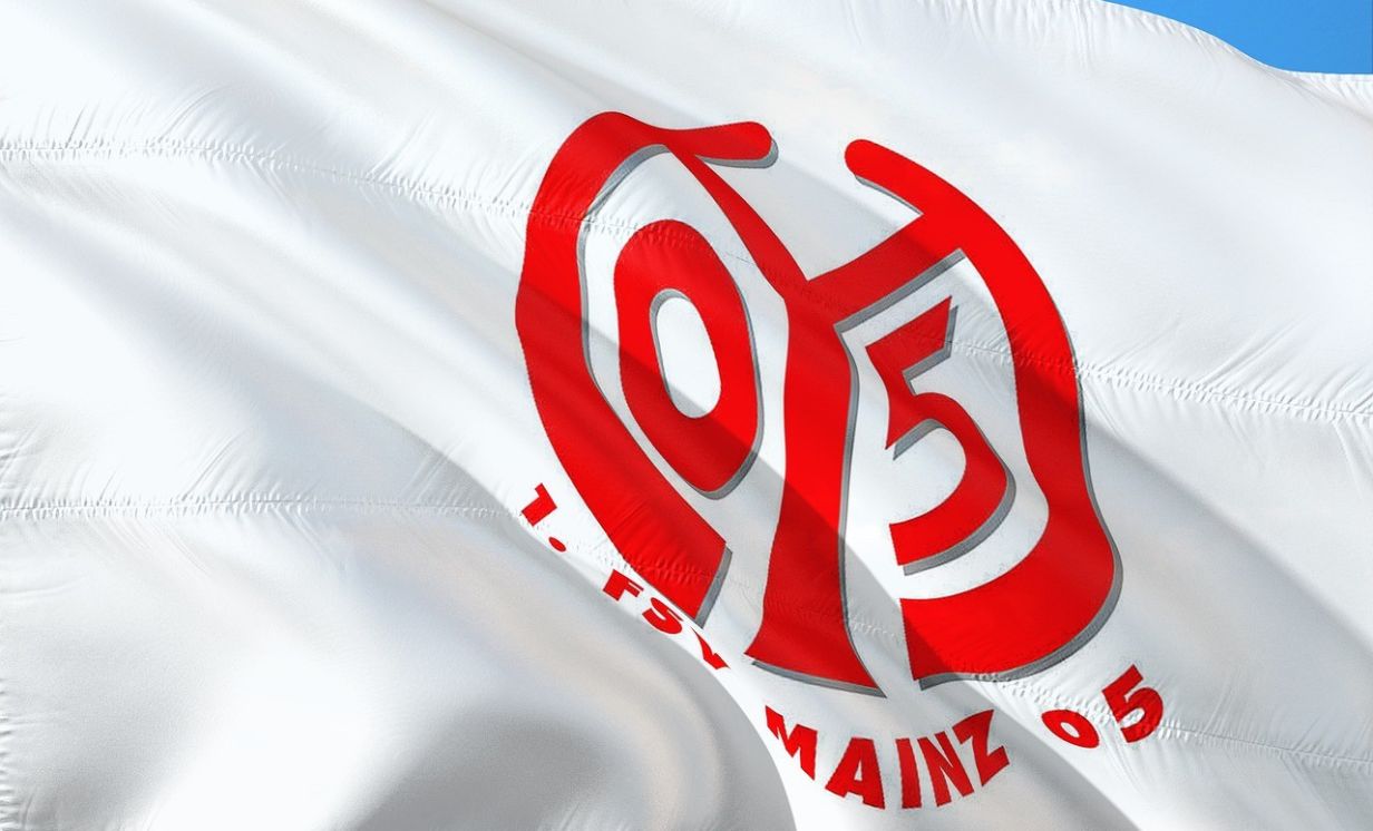 Új edzővel menekül a Mainz