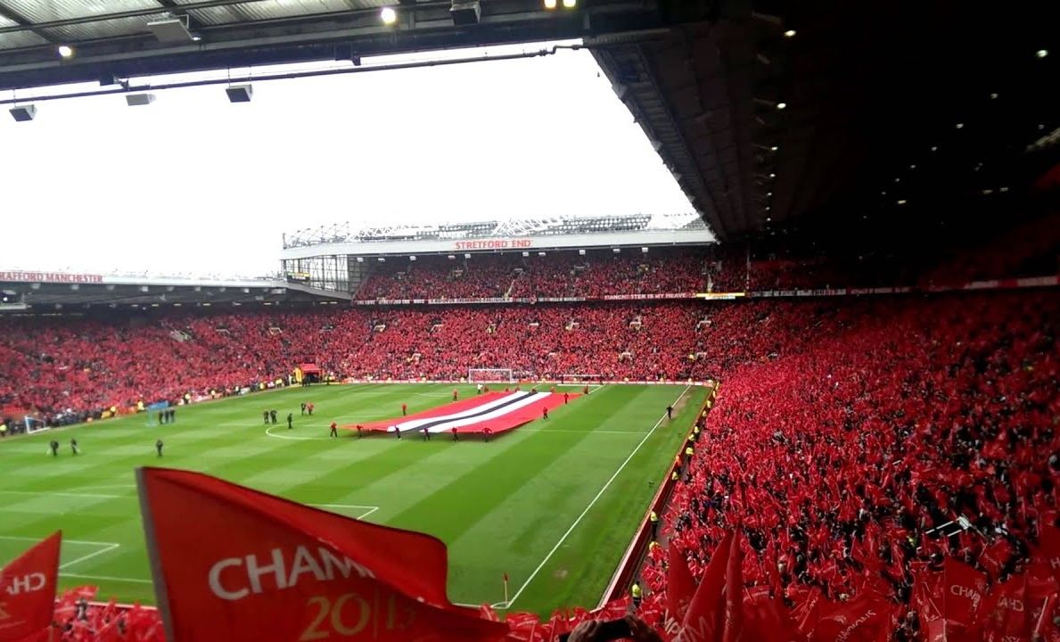 PL: Megroppan-e a Kristálypalota az Old Traffordon?