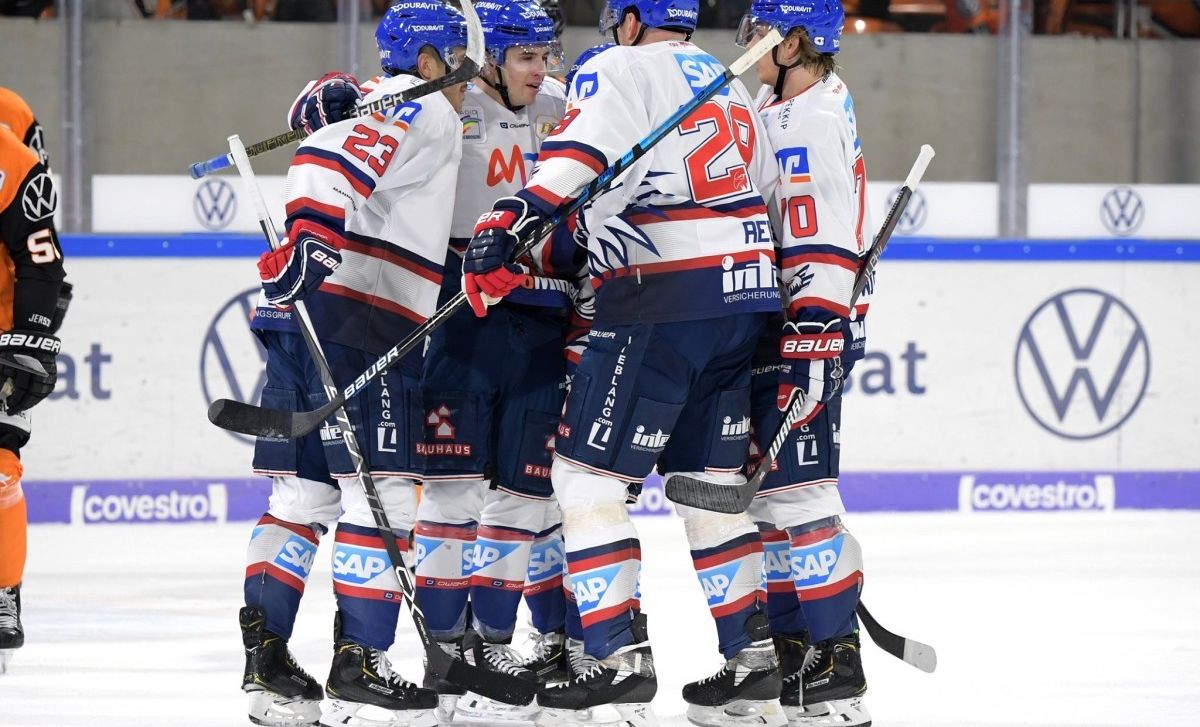 DEL: a Pingvineket is bedarálják a Sasok?