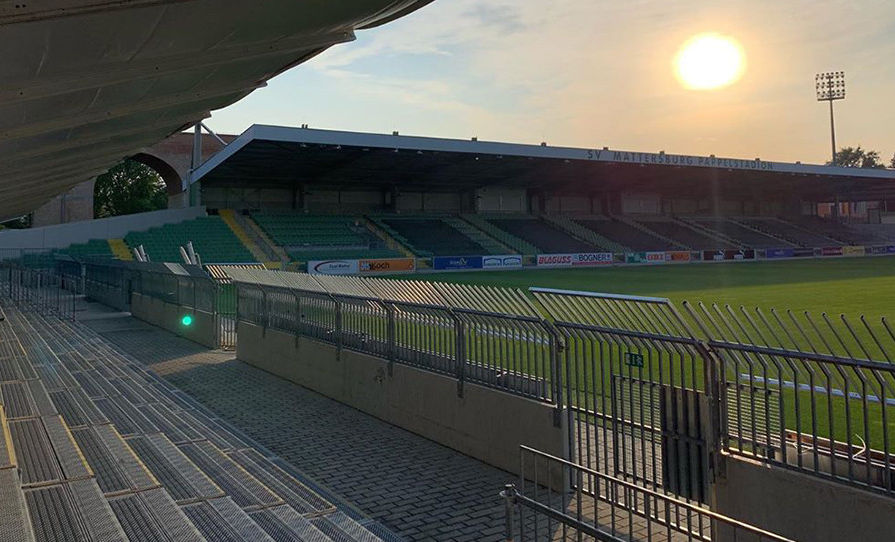 Alsóházi randevú a sógokroknál - Merész ötlet!