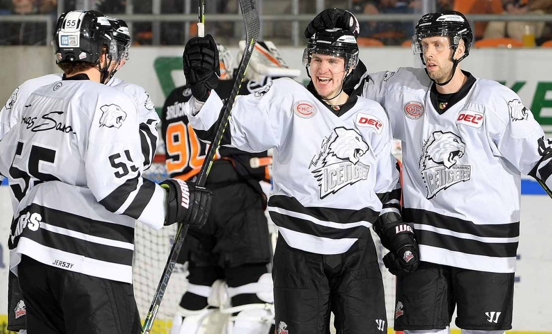 DEL: Grizzlyk a Tigrisek ellen