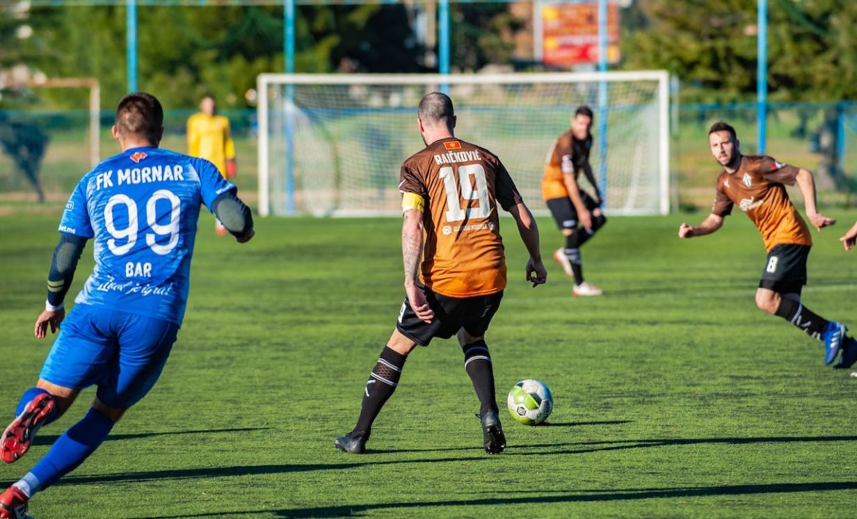 Így okoznak felejthetetlen pillanatokat a futballcsapatok és az online kaszinók a rajongóknak