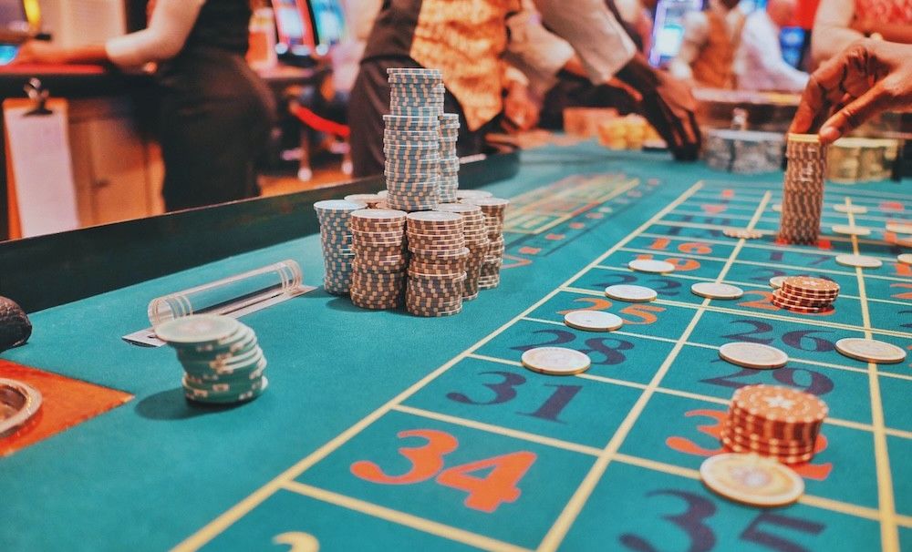 Plinko játék egyszerű szabályokkal és azonnali izgalommal