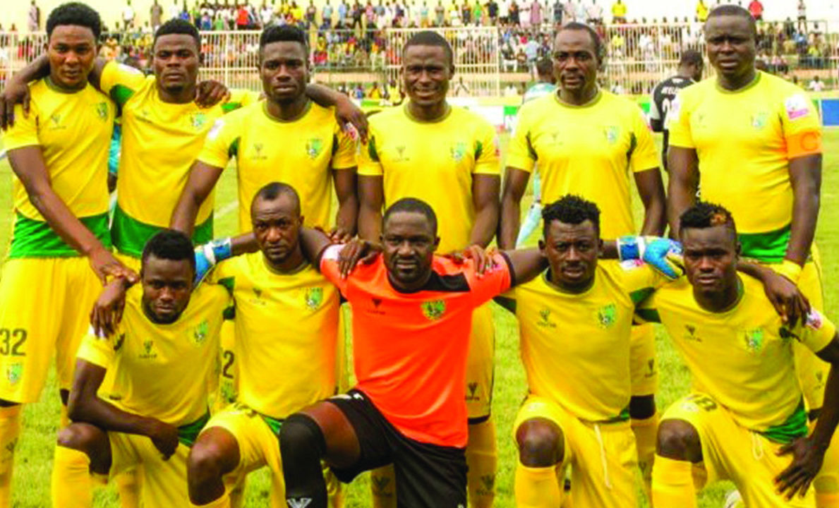 A listevezető fogadja a kiesőjelöltet!