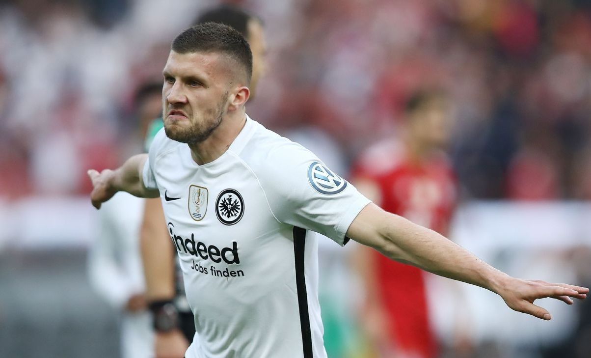 Bundesliga: Gólok Frankfurtban!