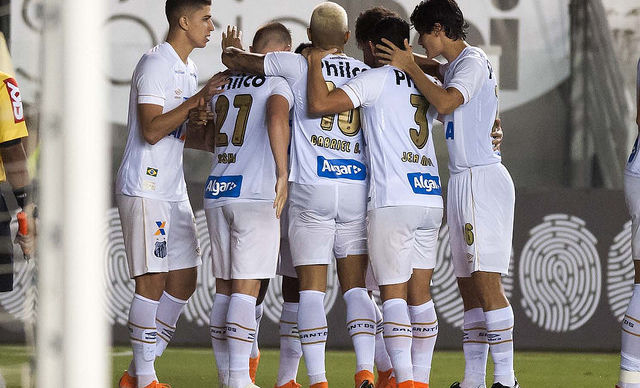 Santos-Atletico MG: Brazil élcsapatok csatája a kupában