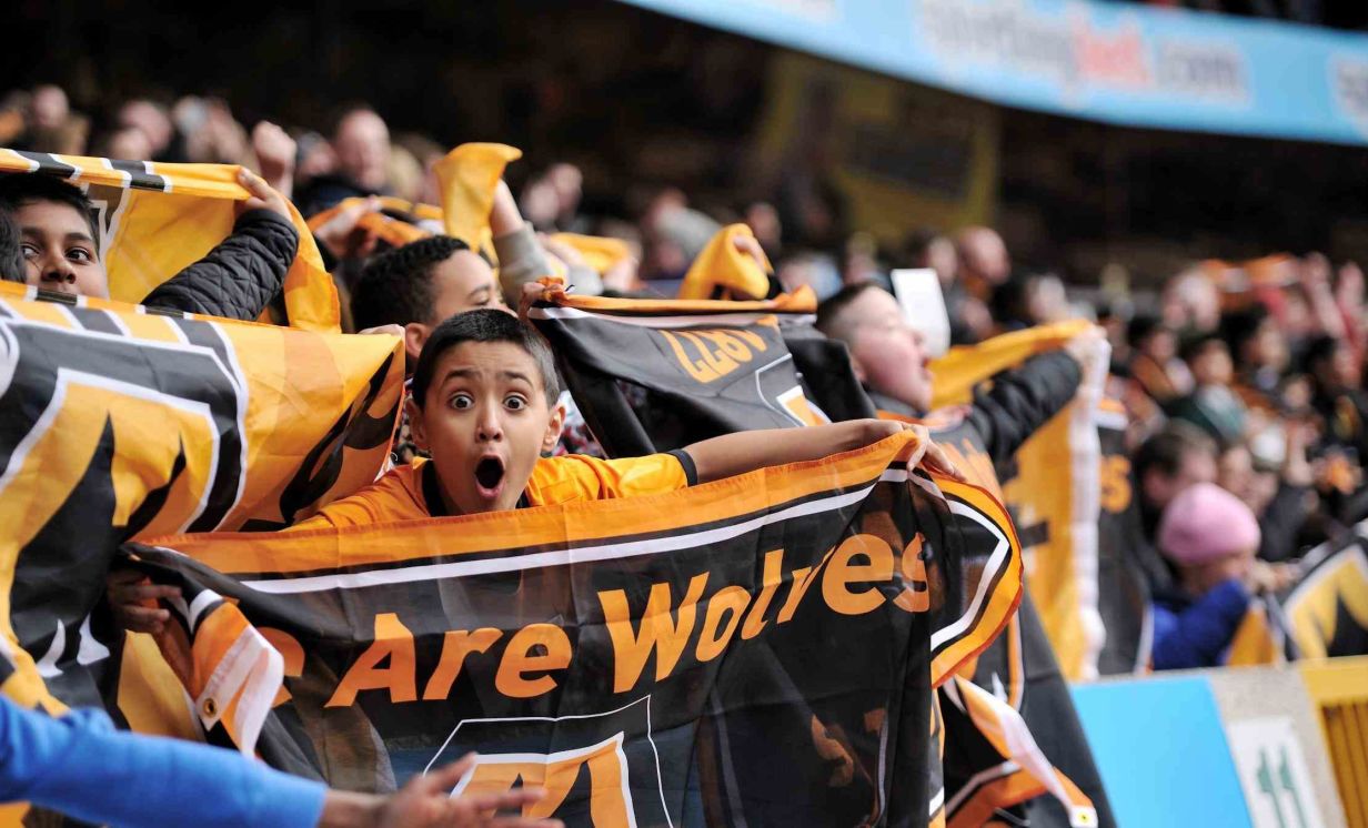 Wolves-Huddersfield: felfalják-e a "farkasok" a sereghajtót?