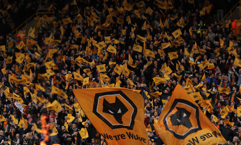 PL: A Farkasoknál A vörös ördögök