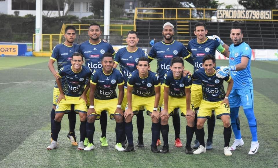 Olvasói tipp: Gólok zárt kapuk mögött (Romulus írása)